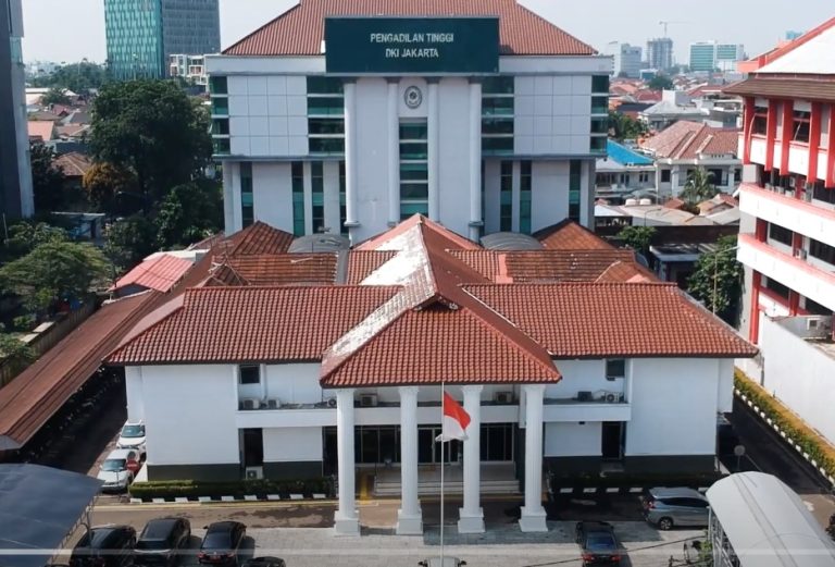 PT Jakarta Perberat Vonis Pengacara Lisa Rachmat Jadi 14 Tahun Penjara PT Jakarta Perberat Vonis Pengacara Lisa Rachmat Jadi 14 Tahun Penjara